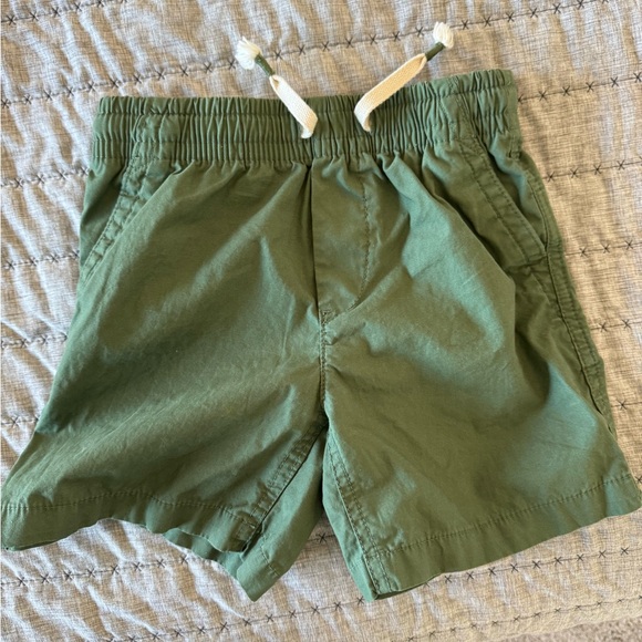 Boys 4 pairs of shorts! - Picture 2 of 13